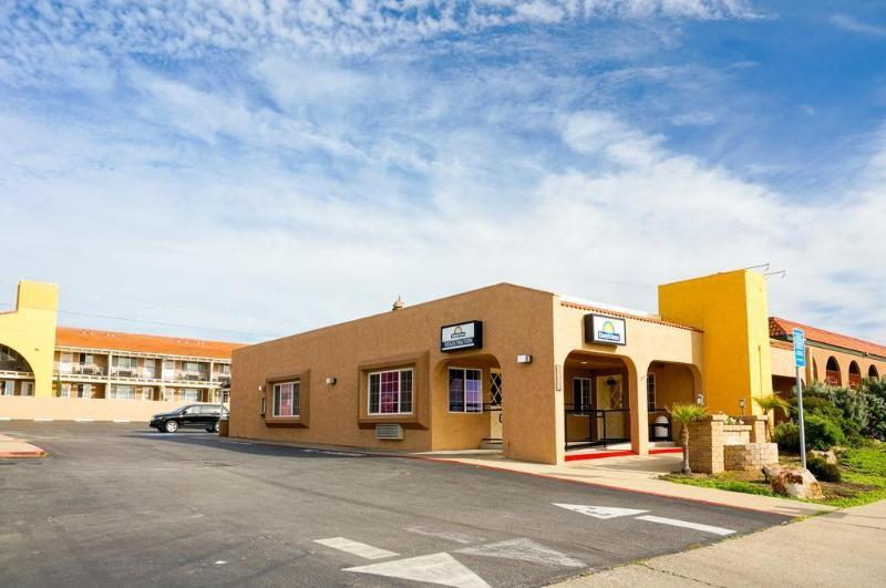 Comfort Inn Near Hearst Castle - Cambria San Simeon Exterior foto